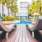 Hotel, ejemplo de cliente que busca contenedores de basura industriales grandes.